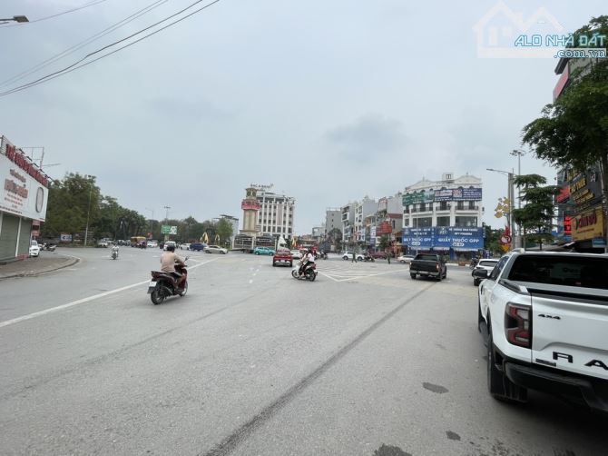 MẶT PHỐ VĂN GIANG 86m - 5 tầng - VỈA HÈ 5M đường 13m - KINH DOANH SẦM UẤT - 17tỷ - 1