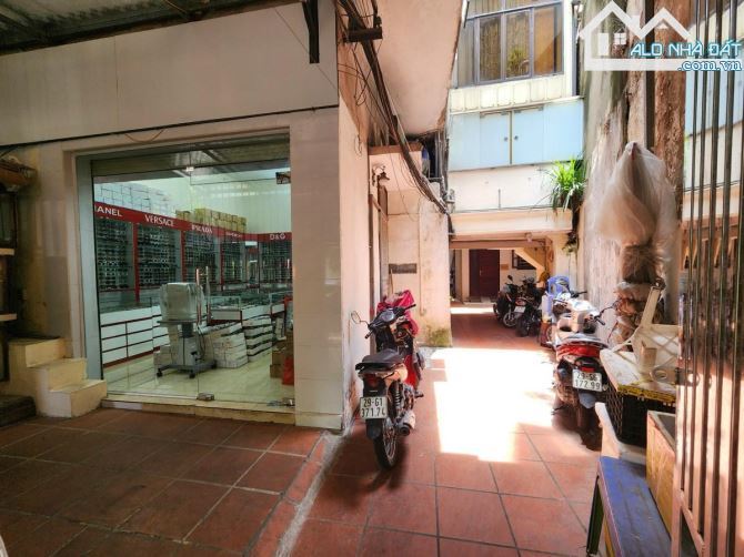 SIÊU HIẾM ! BÁN NHÀ MẶT PHỐ LÕI 2 BÀ TRƯNG , GẦN HỒ THIỀN QUANG 188M 55Tỷ - 1