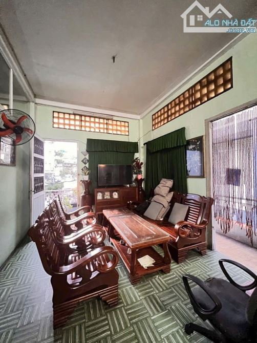 BÁN NHÀ 3 TẦNG - NGANG 8M – HẺM XE HƠI - LÊ ĐẠI HÀNH, P11, QUẬN 11 - 1