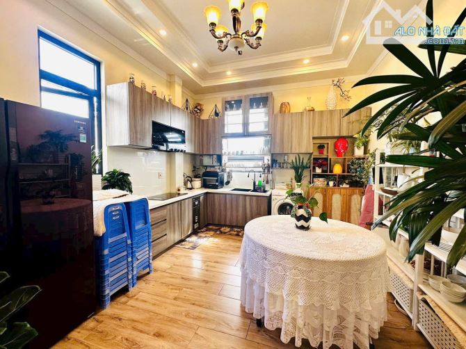 BÁN VILLA SANG TRỌNG SÂN VƯỜN - NGUYỄN AN NINH- P6- ĐÀ LẠT 🏡🏡 - 1