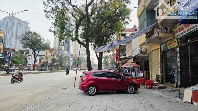 Bán Siêu phẩm nhà 3 tầng kinh doanh mặt đường Phan Đình Phùng, phường Hồng Sơn, tp Vinh - 1