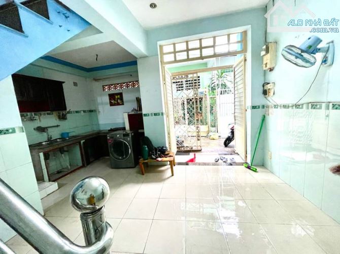 Chỉ 2.6 tỷ có nhà đẹp – Kết cấu chắc chắn – Vị trí tốt - 1