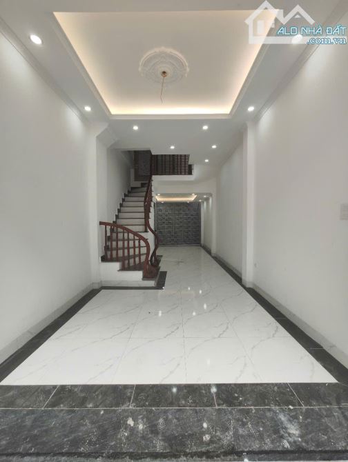 Bán nhà Tựu Liệt - Linh Đàm 38m, 4 tầng chỉ 4,x tỷ - 1