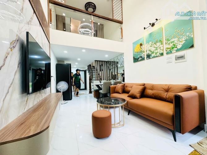Nhà đẹp phố văn chương full tiện ích - 1