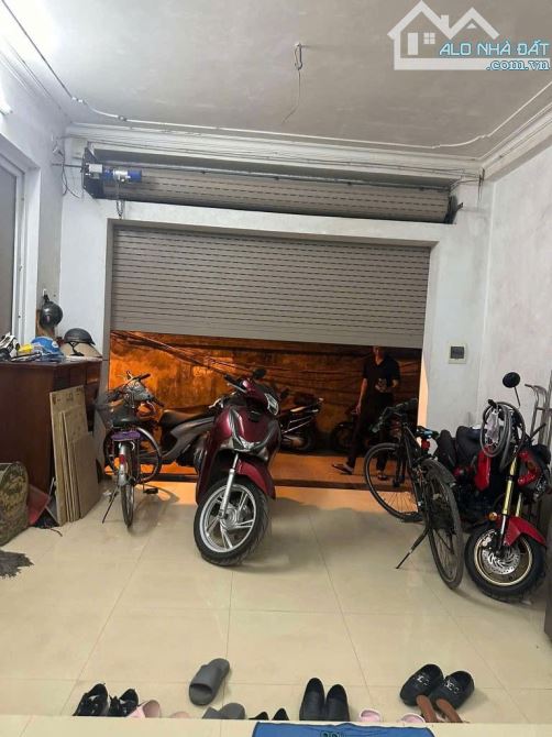 Nhà tốt Võng Thị - Lô góc hai thoáng - vài bước ra Hồ Tây, sống hưởng - 1