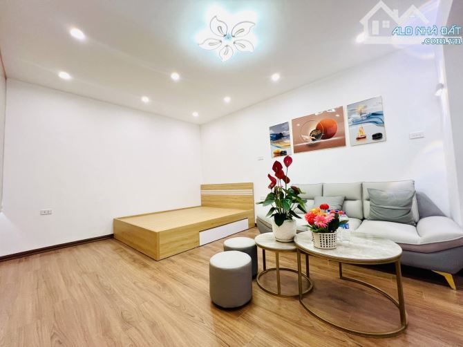 TẬP THỂ NGUYỄN TRÃI – TẦNG 1 – KINH DOANH – ĐẸP – Ô TÔ – 80M – 3,86 TỶ - 1