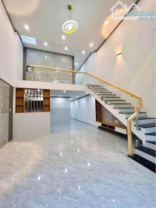 Bán Gấp Nhà 1 Trệt 1 Lửng Đúc Kiên Cố Ngay Cuối Đường Đồng Khởi, Sổ Riêng Thổ Cư 100% - 1