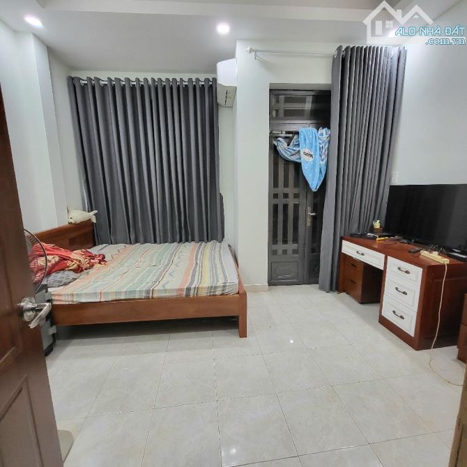 Mua 1 tặng 1 2căn đôi 8 phòng thu nhập ổn định mỗi tháng - 1