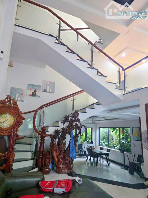 Bán Biệt thự Hơn 200m2 Phường Tân Hiệp Gần Cư Xá B5. - 1