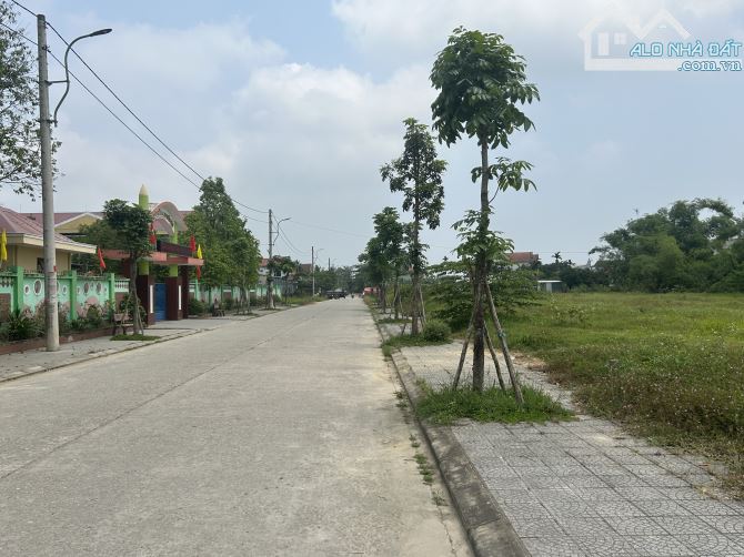 Đất kqh Thuỷ Vân đối diện trường mầm non - 1