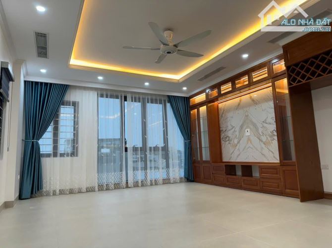 HÀM NGHI - 55M X 8T THANG MÁY - MT 5M - Ô TÔ TRÁNH - KINH DOANH SẦM UẤT - LÔ GÓC - 1
