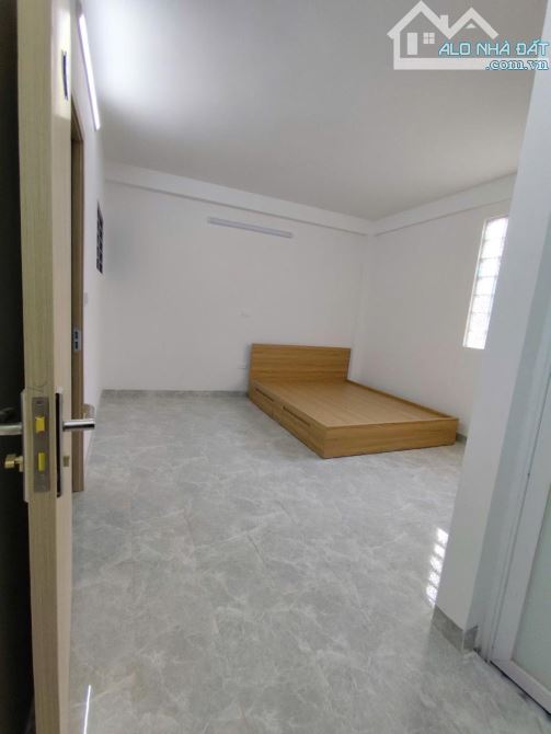 BÁN CCMN THANH XUÂN-61M2 x 7T - 11 PHÒNG,50TR/THÁNG,NỞ HẬU - 1