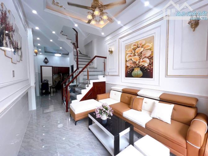 BÁN NHÀ 1 TRỆT 1 LẦU HẺM 138 TRẦN HUNG ĐẠO 2 TỶ 850TR - 1