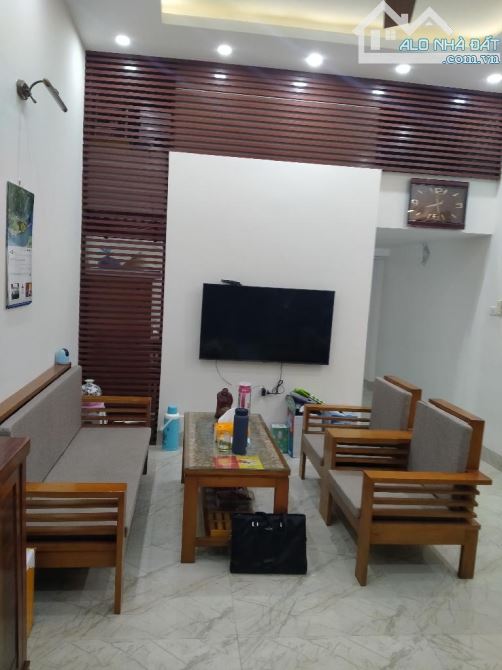 BÁN NHÀ PHỐ NHUỆ GIANG-PHÂN LÔ ÔTÔ ĐỖ CỬA-DÂN XÂY CÒN MỚI 46M2 11,2 TỶ - 1