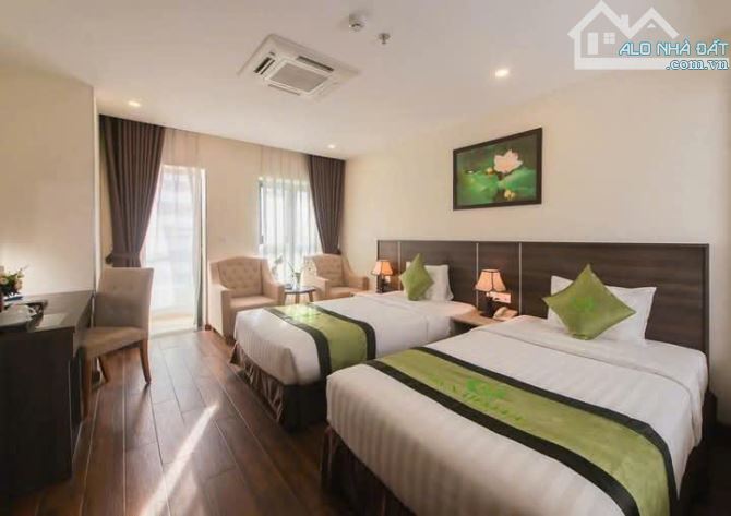 Cho thuê khách sạn 4 sao Khách sạn 21 tầng, 105 phòng tại trung tâm Nha Trang cách bển 3p - 1