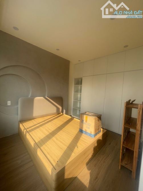 HOA BẰNG-N SƠN NHÌ - TÂN PHÚ - 57M2 - 5 TẦNG  SÁT MẶT TIỀN -  NHỈNH 6 TỶ XÍU - 1