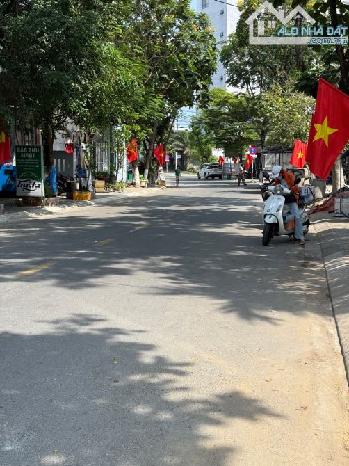 🏪🏪🏪BÁN NHÀ MẶT TIỀN PHAN BÁ PHIẾN – 300M² – CÓ 7 PHÒNG TRỌ – GIÁ 1x TỶ - 1