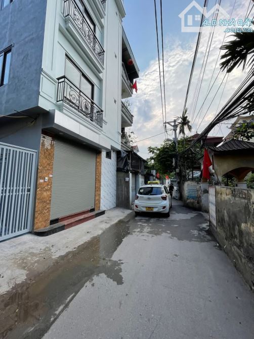 Ô TÔ TRÁNH, ĐỖ NGÀY ĐÊM - LÔ GÓC - NHÀ ĐẸP - VĂN PHÒNG - KINH DOANH - GIÁ RẺ NHẤT KHU VỰC, - 1