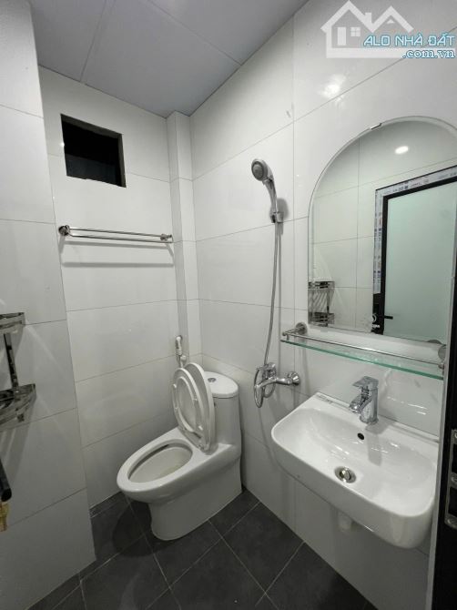 Bán nhà xây mới, ô tô đỗ cửa,2 thoáng, tiện ích ngập tràn - 1