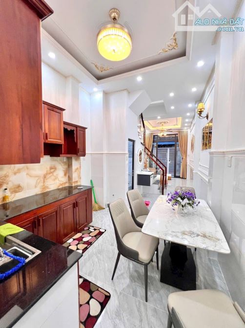 BÁN NHÀ 1 TRỆT 1 LẦU HẺM 138 TRẦN HUNG ĐẠO 2 TỶ 850TR - 12