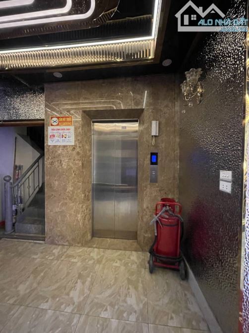 Nhà Mặt Phố Trung Hòa. Cầu Giấy. Thang Máy. Ô Tô. Vỉa Hè. DT 132m2. MT 5,6m. Giá 84,9 Tỷ. - 2