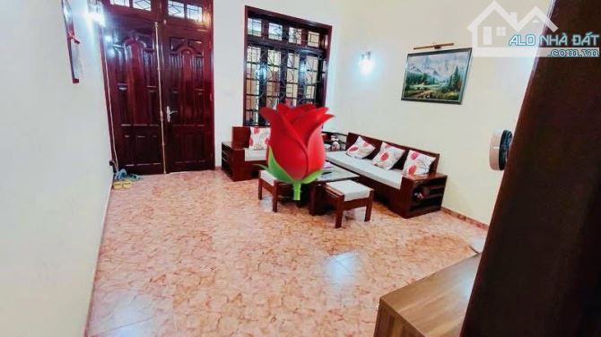 BÁN NHÀ PHỐ TAM KHƯƠNG ĐỐNG ĐA  - 2 MẶT NGÕ - GẦN PHỐ - 2