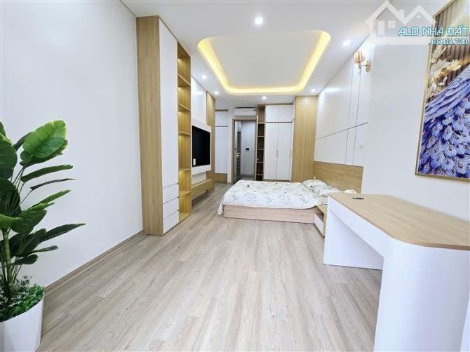 Bán nhà Kim Ngưu, dt 33,5m x 5 tầng, nhỉnh 6 tỷ, cách ô tô tránh 15m, gần time city - 2
