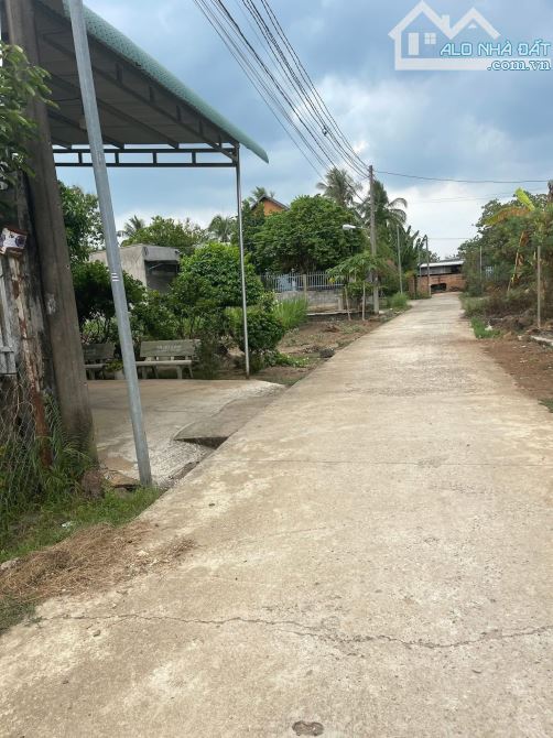BÁN LÔ ĐẤT BIỆT THỰ TẠI THỊ TRẤN ĐỊNH QUÁN 1064m2(29mx37m) CÓ SẴN 200M2 THỔ CƯ CHỈ 1TỶ8 - 2