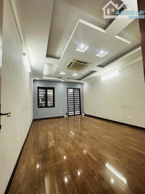 🔅 MẶT PHỐ LINH LANG, 100M2 7T THANG MÁY, MT 4.5M, 2 MẶT TIỀN, 48.5 TỶ 🔅 - 2
