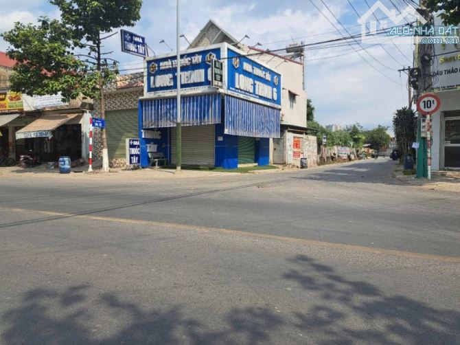 Bán nhà MẶT TIỀN kinh doanh,giá chỉ bằng trong hẻm,gần Nguyễn Thị Minh Khai - 2