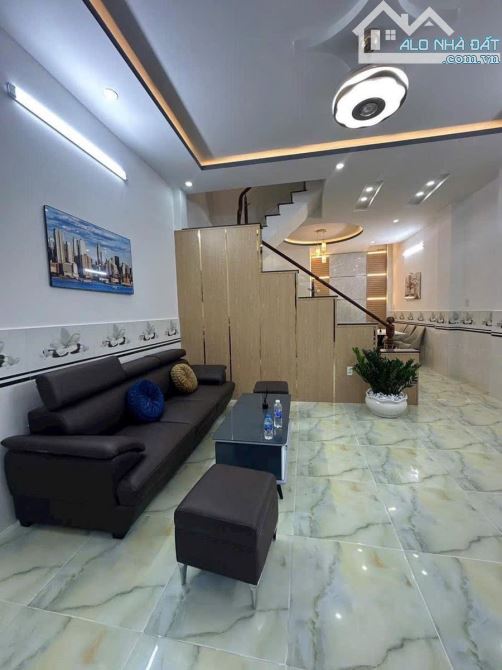 Cần bán gấp nhà ở đường Ngô Tất Tố, phường 19, quận Bình Thạnh, giá 2 tỷ 700 triệu - 2