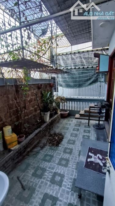 # Nhà Kiệt Hoàng Thúc Trâm, gần Ô tô đậu, 77m2, 2 tầng đúc, 3..x tỷ - 2