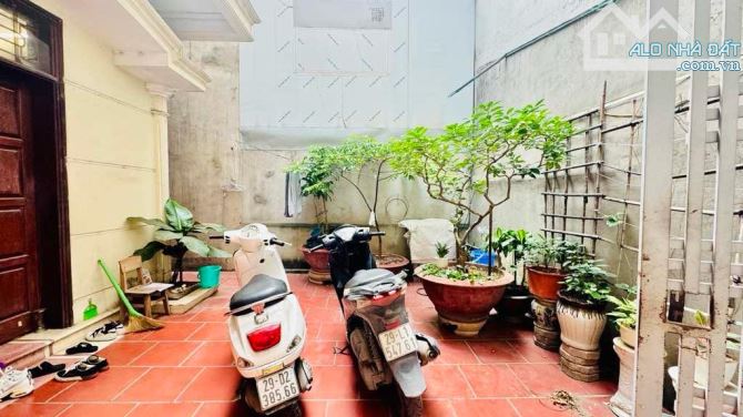 Bán nhà Lưu Hữu Phước 100m2, ô tô đỗ cổng, 18 tỷ. - 2
