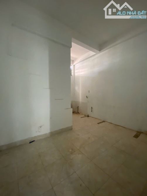 Nhà mặt tiền kinh doanh Tô Hiệu ngay trung tâm - 2
