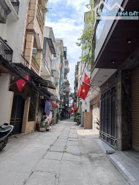 CĂN NHÀ ĐẸP NHẤT NGÕ HOÀNG MAI – 55M2 - 18.6 TỶ - 4.3M MT - Ô TÔ -THANG MÁY - 2