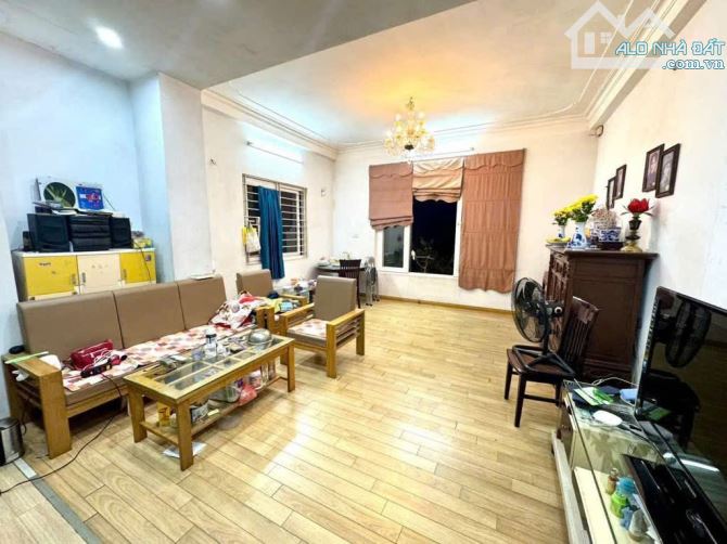 Nhà tốt Võng Thị - Lô góc hai thoáng - vài bước ra Hồ Tây, sống hưởng - 2