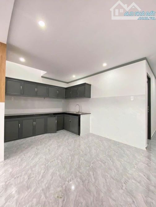 Bán Gấp Nhà 1 Trệt 1 Lửng Đúc Kiên Cố Ngay Cuối Đường Đồng Khởi, Sổ Riêng Thổ Cư 100% - 2
