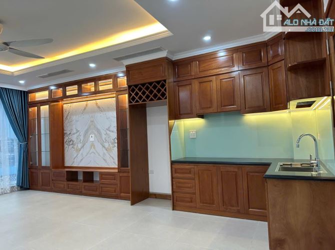 HÀM NGHI - 55M X 8T THANG MÁY - MT 5M - Ô TÔ TRÁNH - KINH DOANH SẦM UẤT - LÔ GÓC - 2