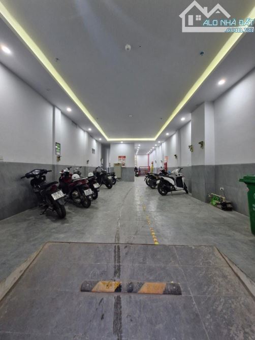 BUILDING TỪ LIÊM Ô TÔ TRÁNH - KINH DOANH - 115M. 7 TẦNG - 29.78 TỶ - 2