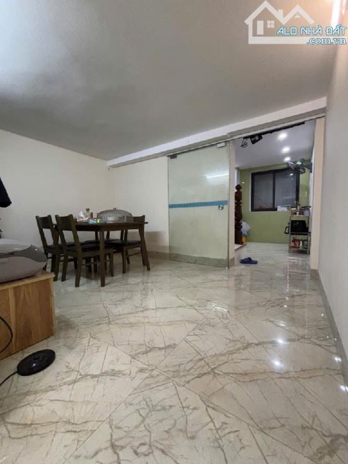 BÁN NHÀ PHỐ NHUỆ GIANG-PHÂN LÔ ÔTÔ ĐỖ CỬA-DÂN XÂY CÒN MỚI 46M2 11,2 TỶ - 2