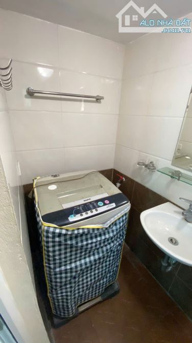 Cho Thuê CCMN Ngõ 89 Xã Đàn Đống Đa 25m2 Studio Cửa Sổ Giặt Riêng Thang Máy Gần Chợ - 2