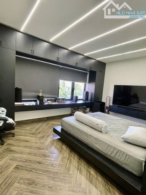 NHÀ BÀ ĐIỂM HÓC MÔN - 3 TẦNG 75M2 (5.5M X 14M) - NHỈNH 4 TỶ. - 2