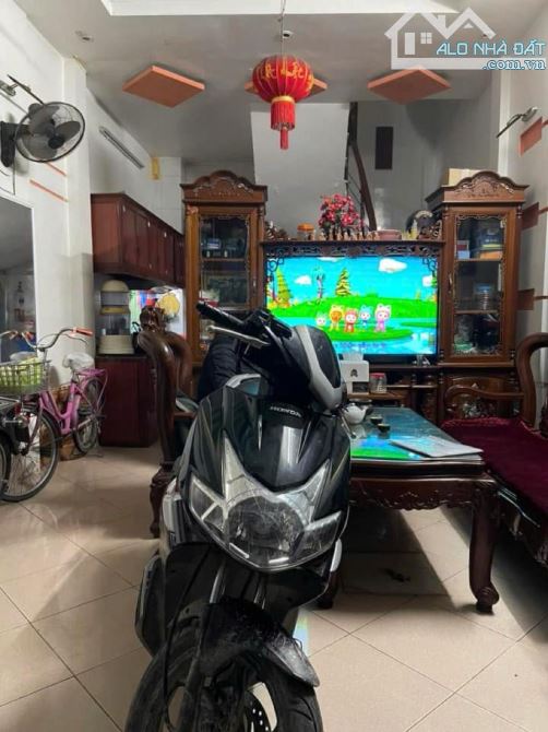Bán nhà Vĩnh Hưng ngõ nông gần ô tô gần nhà nội thất xịn đầy đủ giá tốt đầu tư - 2