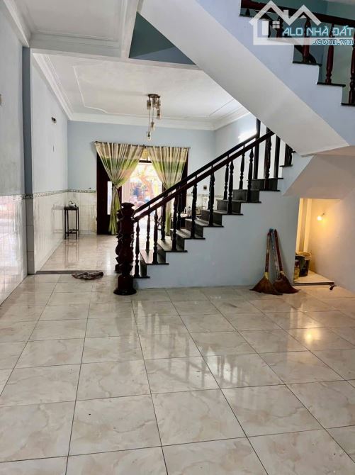 Bán nhà mặt tiền lê tấn trung sơn trà đà nẵng khu sầm uất đắc địa - 2