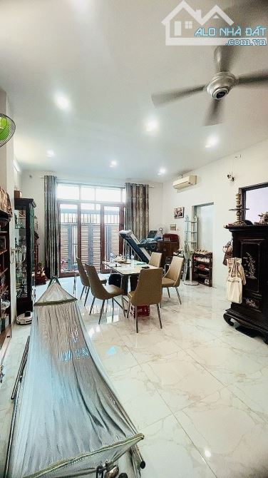 💥🆘🔥GẤP BÁN, BÌNH TÂN, Ô TÔ ĐỔ CỬA, 150M2, 3TẦNG,, NGANG 7M, DÒNG TIỀN, NHỈNH 11 TỶ - 3