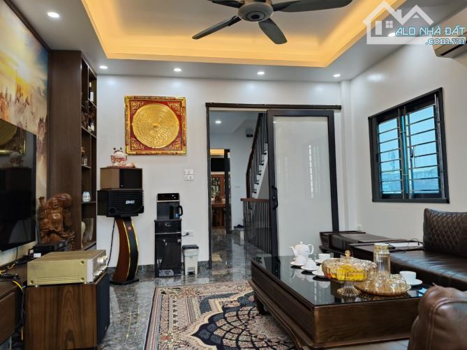 Bán nhà Thạch Bàn 8 tầng 14,5 tỷ dân xây mới-ô tô vào nhà-ngõ nông-ở ngay - 3