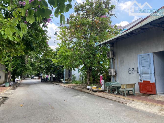 Nhà kho (10x23m) 230m2 - Đường 10m - Sổ hồng riêng - Full thổ cư - Đang cho thuê 12tr/thán - 3