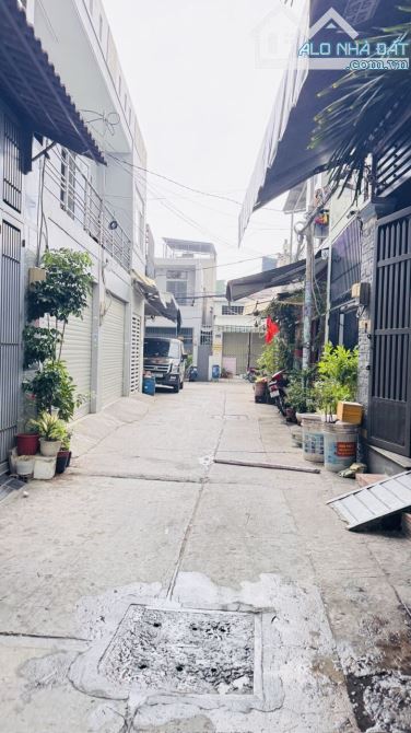 Bán gấp nhà đường số 4 , mới đẹp,2 tầng hẻm xe tải-SHR 3tỷ bớt lộc - 3