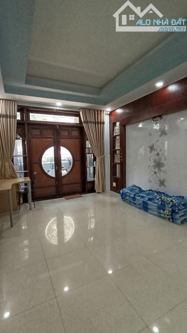 Bán gấp nhà đẹp lung linh ở ngay MT khu Đường số Tạ Quang Bửu, 105m2, SHR, chỉ 22 Tỷ. - 3