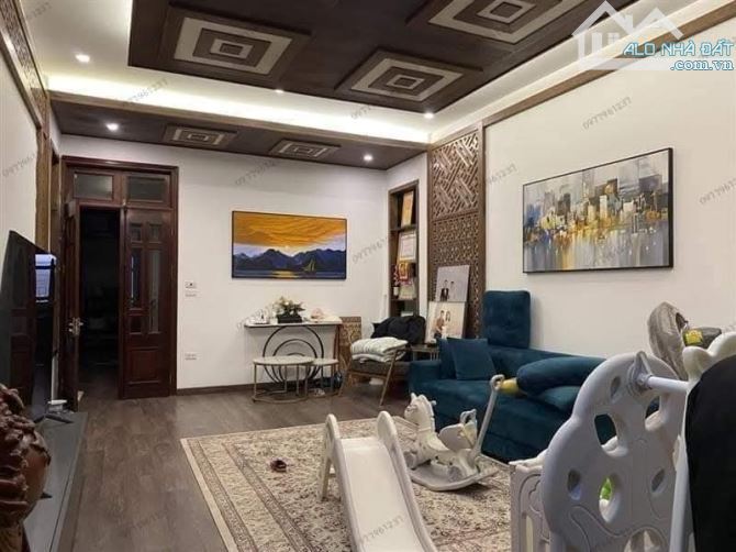 BÁN NHÀ HOÀNG QUỐC VIỆT 65m2 × 5T × MT 5m. VỈA HÈ, 3 Ô TÔ TRÁNH TRƯỚC NHÀ - K.DOANH + V.PH - 3
